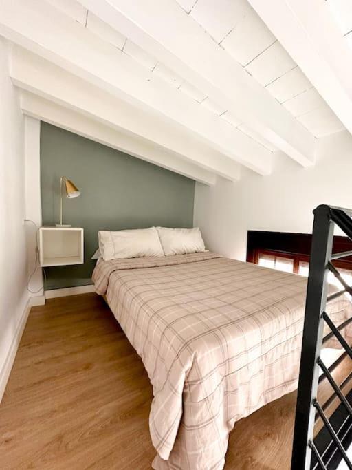 Atico Duplex Triana , Appartement *